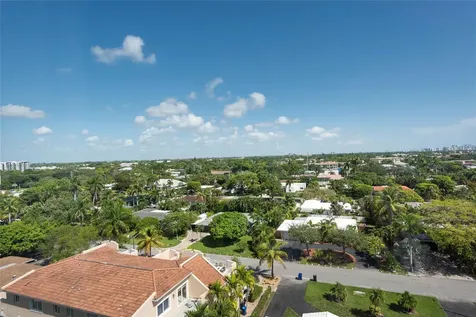 2555 NE 11th Street Fort Lauderdale FL 33304