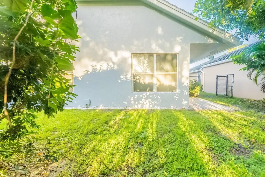 9220 Arborwood Circle Davie FL 33328