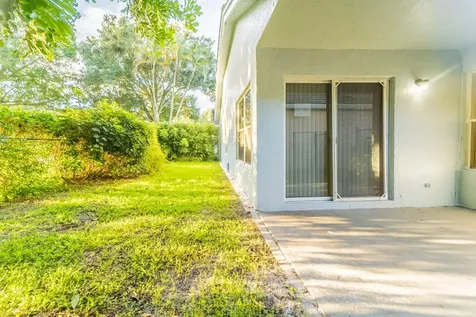 9220 Arborwood Circle Davie FL 33328