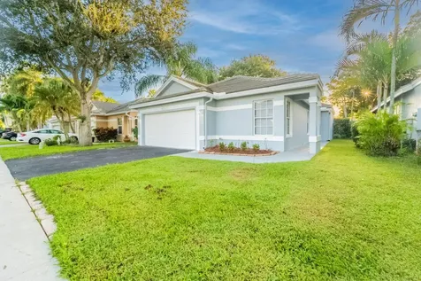 9220 Arborwood Circle Davie FL 33328
