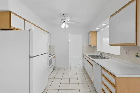 6800 NW 74th Place Tamarac FL 33321