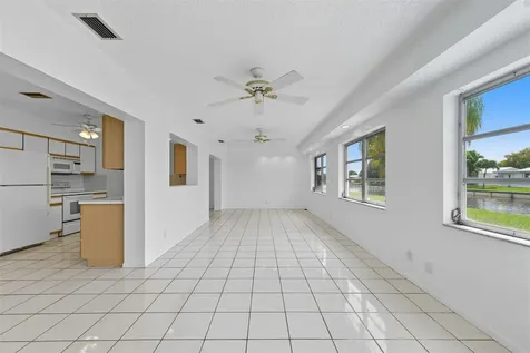 6800 NW 74th Place Tamarac FL 33321