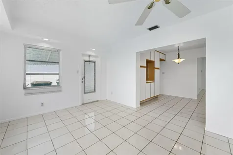 6800 NW 74th Place Tamarac FL 33321