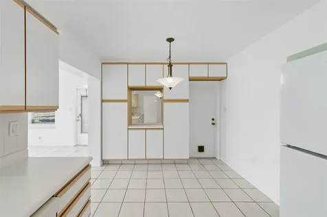 6800 NW 74th Place Tamarac FL 33321