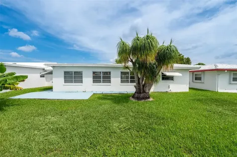 6800 NW 74th Place Tamarac FL 33321