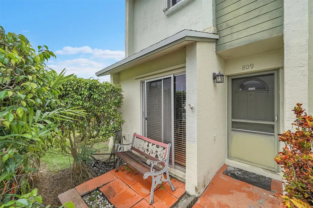 809 Crystal Lake Drive Deerfield Beach FL 33064