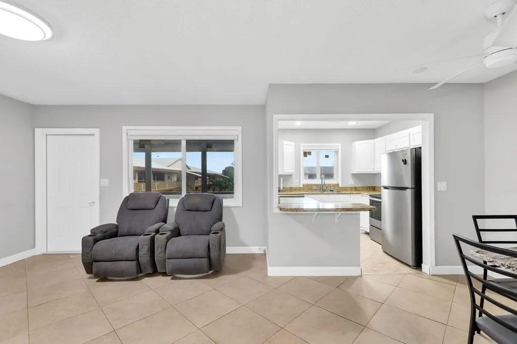 5300 Washington Street Hollywood FL 33021