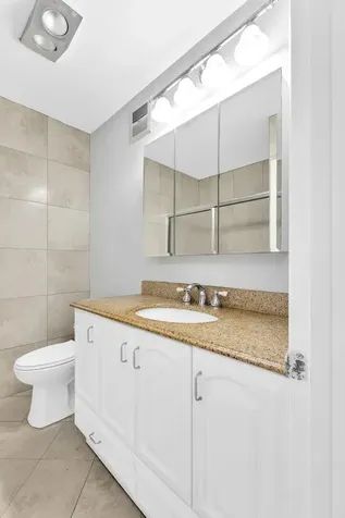 5300 Washington Street Hollywood FL 33021