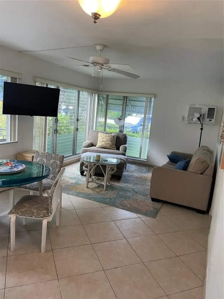 1440 SE 10th Avenue Fort Lauderdale FL 33316