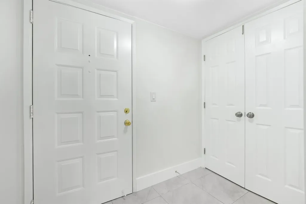 2200 S Cypress Bend Drive Pompano Beach FL 33069