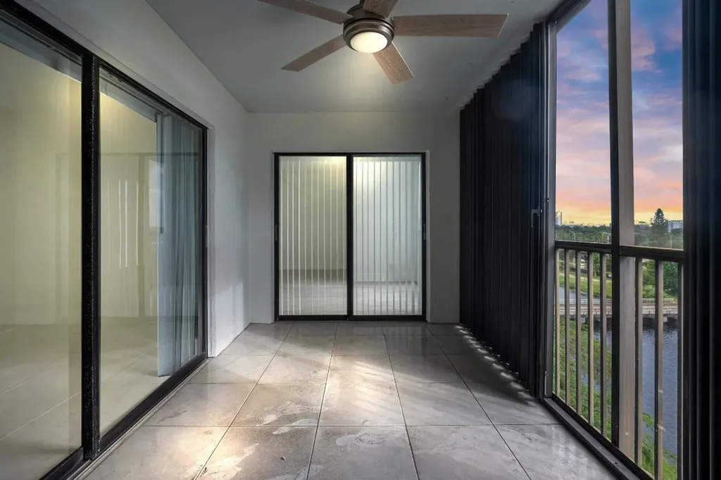 2200 S Cypress Bend Drive Pompano Beach FL 33069