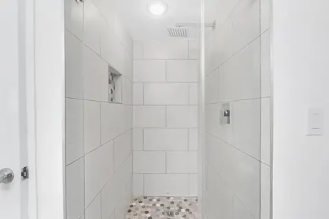 2200 S Cypress Bend Drive Pompano Beach FL 33069
