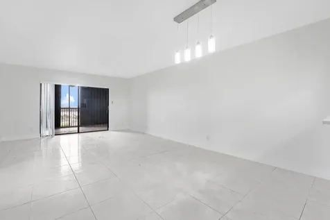 2200 S Cypress Bend Drive Pompano Beach FL 33069