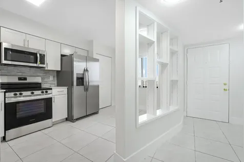 2200 S Cypress Bend Drive Pompano Beach FL 33069