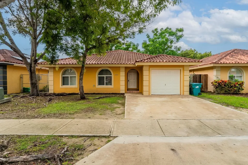 25355 SW 135th Court Homestead FL 33032