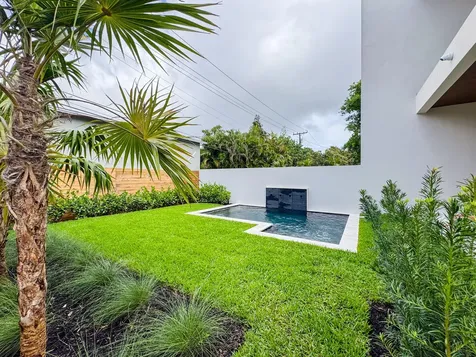 1319 NE 14th Avenue Fort Lauderdale FL 33316