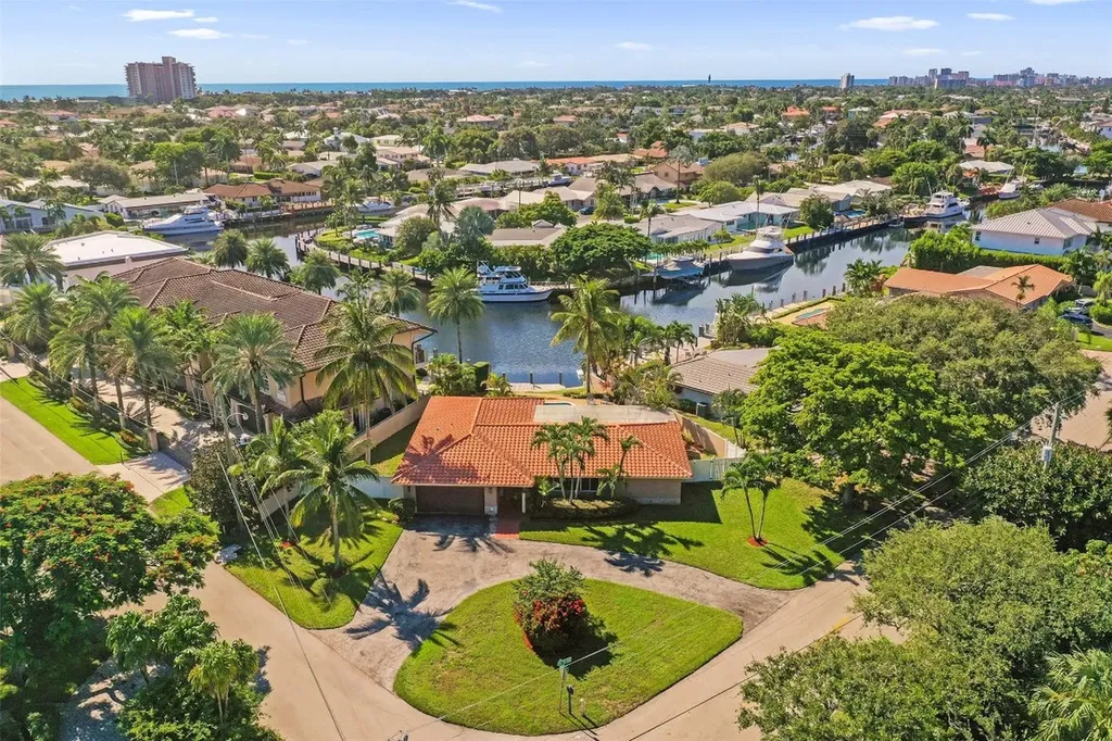 4060 NE 26th Avenue Lighthouse Point FL 33064