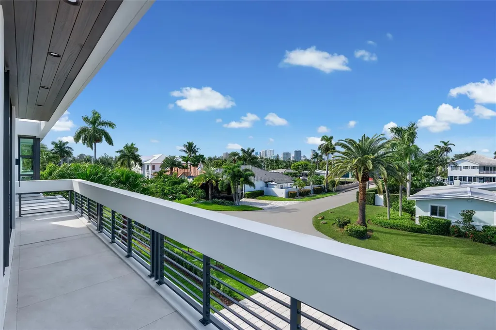 1500 SE 14th Street Fort Lauderdale FL 33316