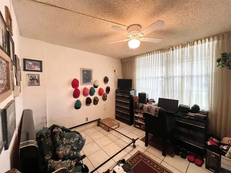 2650 NW 49th Avenue Lauderdale Lakes FL 33313