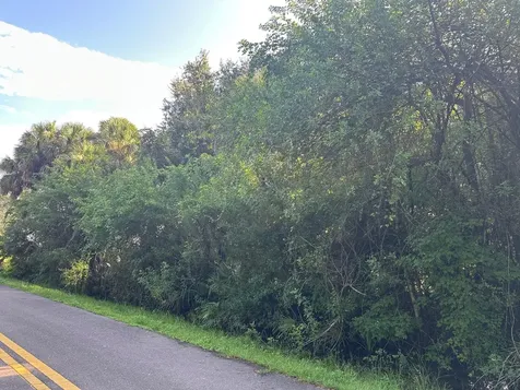 3926 NW 38th Avenue Okeechobee FL 34972