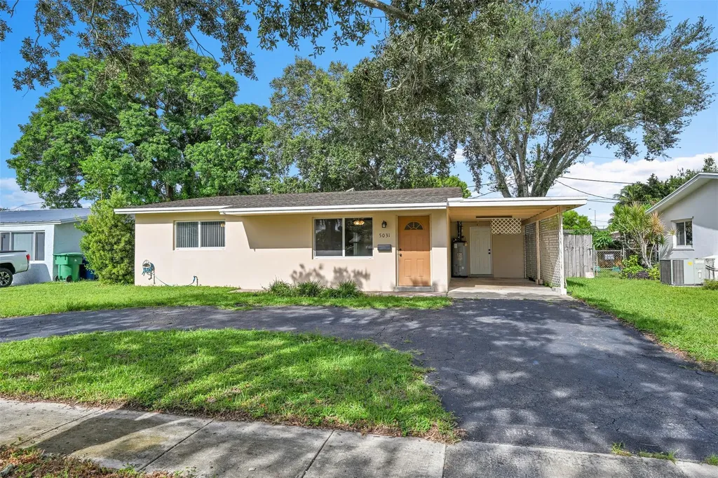 5031 SW 94th Way Cooper City FL 33328