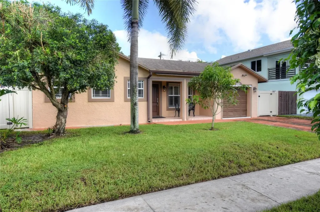 8605 SW 19th Street North Lauderdale FL 33068
