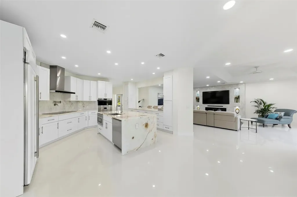 10038 Vestal Place Coral Springs FL 33071
