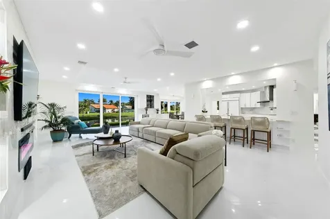 10038 Vestal Place Coral Springs FL 33071
