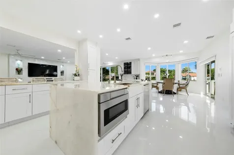 10038 Vestal Place Coral Springs FL 33071