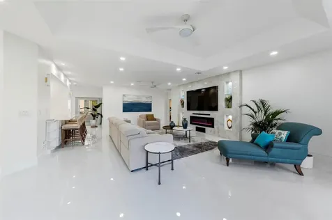 10038 Vestal Place Coral Springs FL 33071
