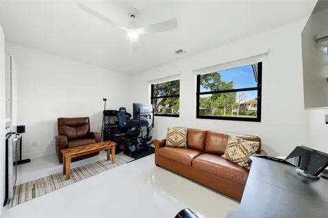 10038 Vestal Place Coral Springs FL 33071