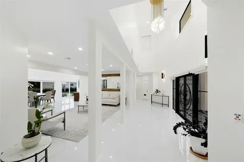 10038 Vestal Place Coral Springs FL 33071