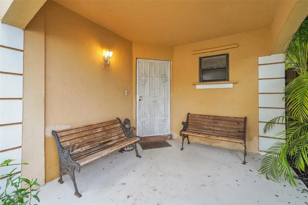 14980 Durham Lane Davie FL 33331