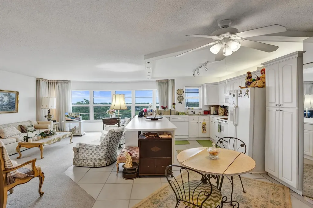 2500 NE 48th Lane Fort Lauderdale FL 33308