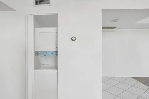 2500 NE 48th Lane Fort Lauderdale FL 33308