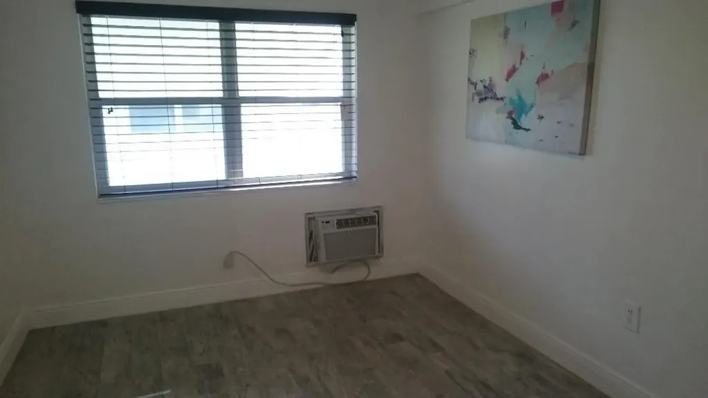 1933 Dewey Street Hollywood FL 33020