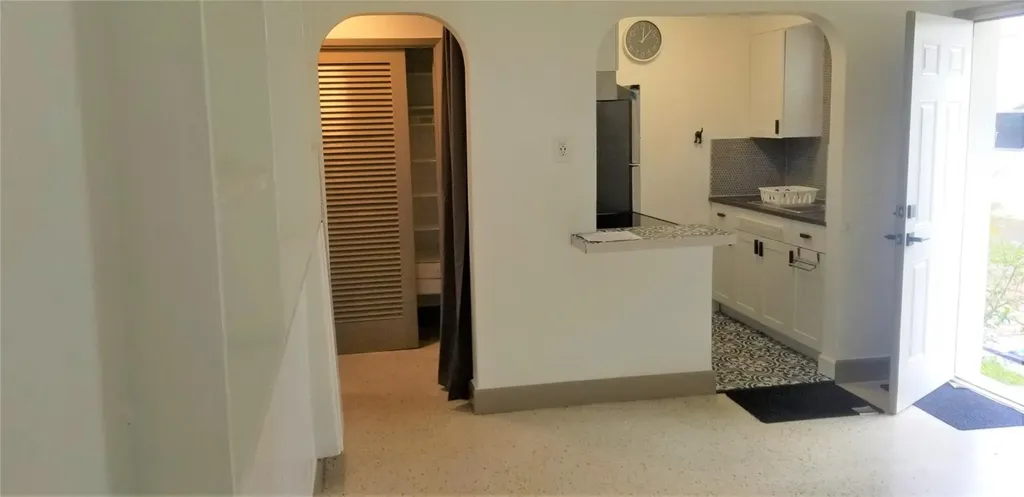 1933 Dewey Street Hollywood FL 33020
