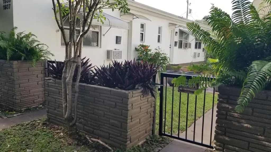 1933 Dewey Street Hollywood FL 33020