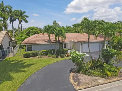6621 NW 52nd Street Coral Springs FL 33067