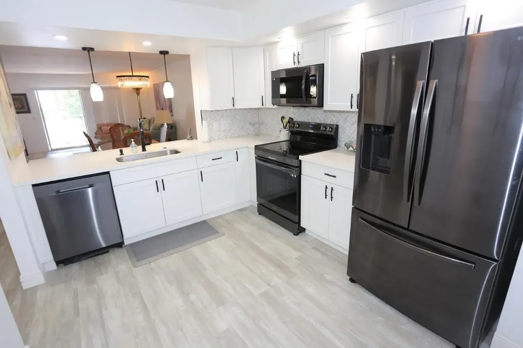 13001 SW 11th Court Hollywood FL 33027