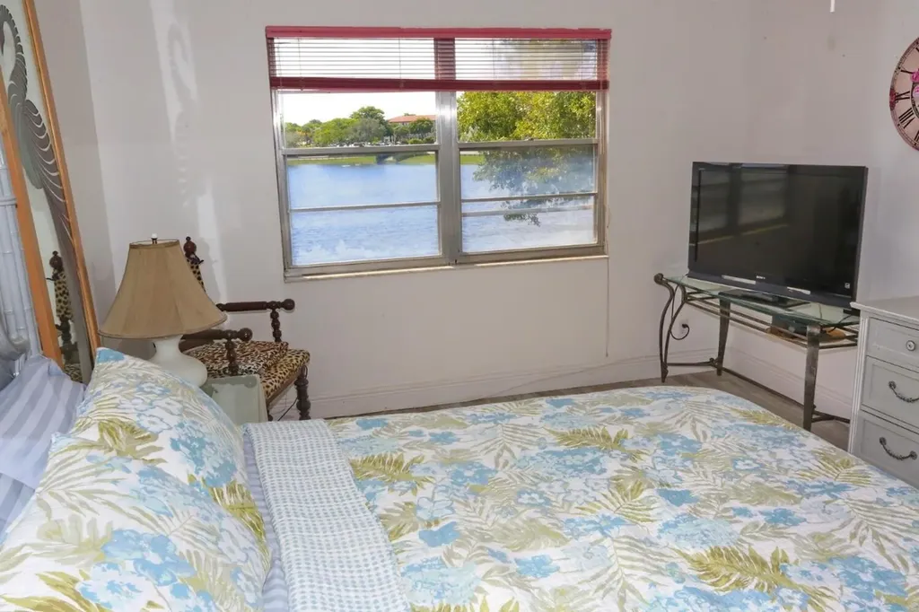 13001 SW 11th Court Hollywood FL 33027