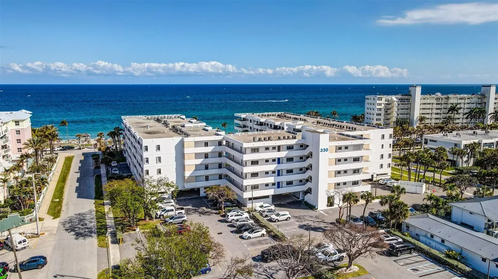 330 SE 20 Avenue Deerfield Beach FL 33441