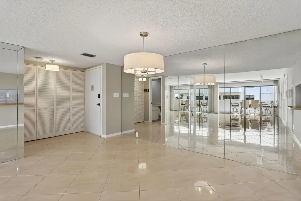 330 SE 20 Avenue Deerfield Beach FL 33441
