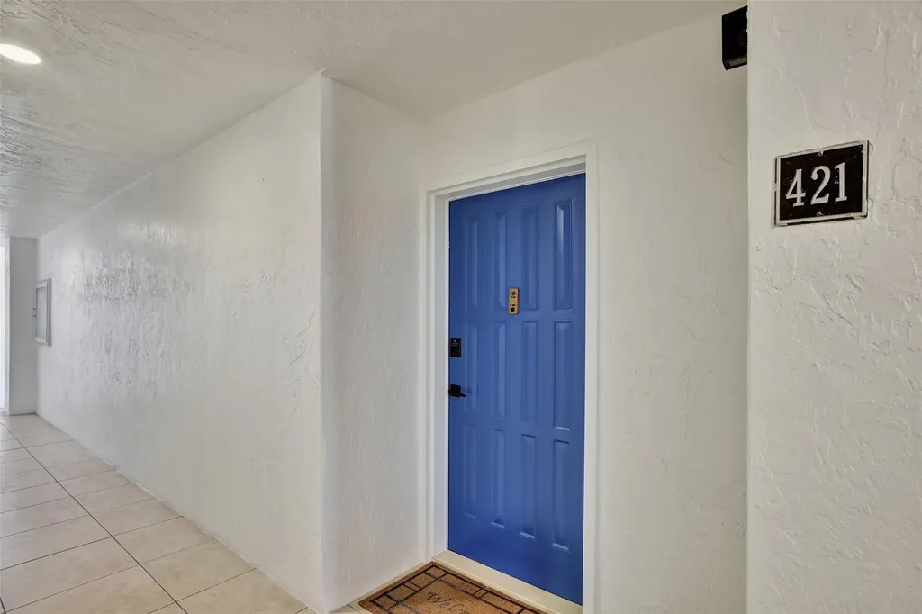 330 SE 20 Avenue Deerfield Beach FL 33441