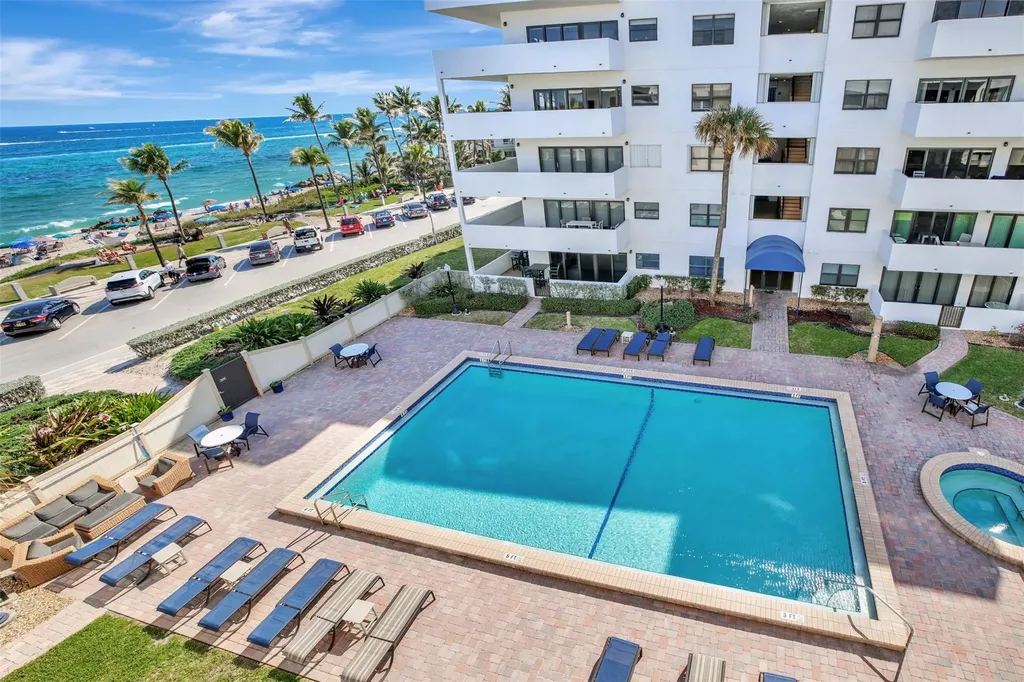 330 SE 20 Avenue Deerfield Beach FL 33441