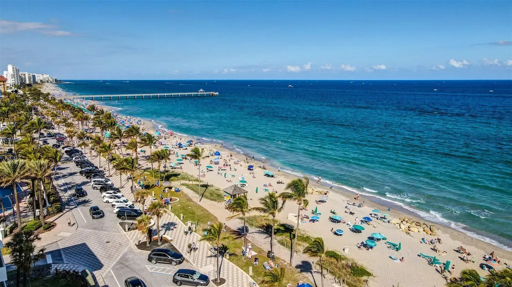 330 SE 20 Avenue Deerfield Beach FL 33441