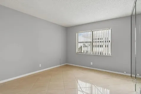 330 SE 20 Avenue Deerfield Beach FL 33441