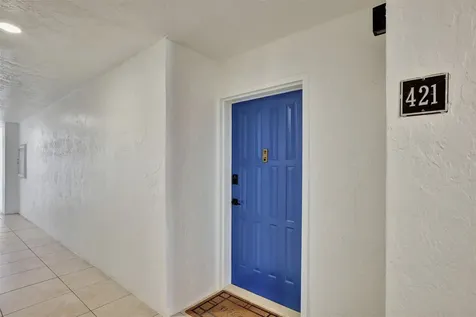 330 SE 20 Avenue Deerfield Beach FL 33441