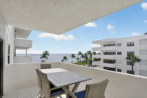 330 SE 20 Avenue Deerfield Beach FL 33441