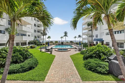 330 SE 20 Avenue Deerfield Beach FL 33441